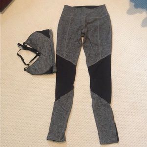 Beyond yoga black space dye zip legging sz small